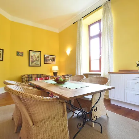 In Satow Mit Garten *